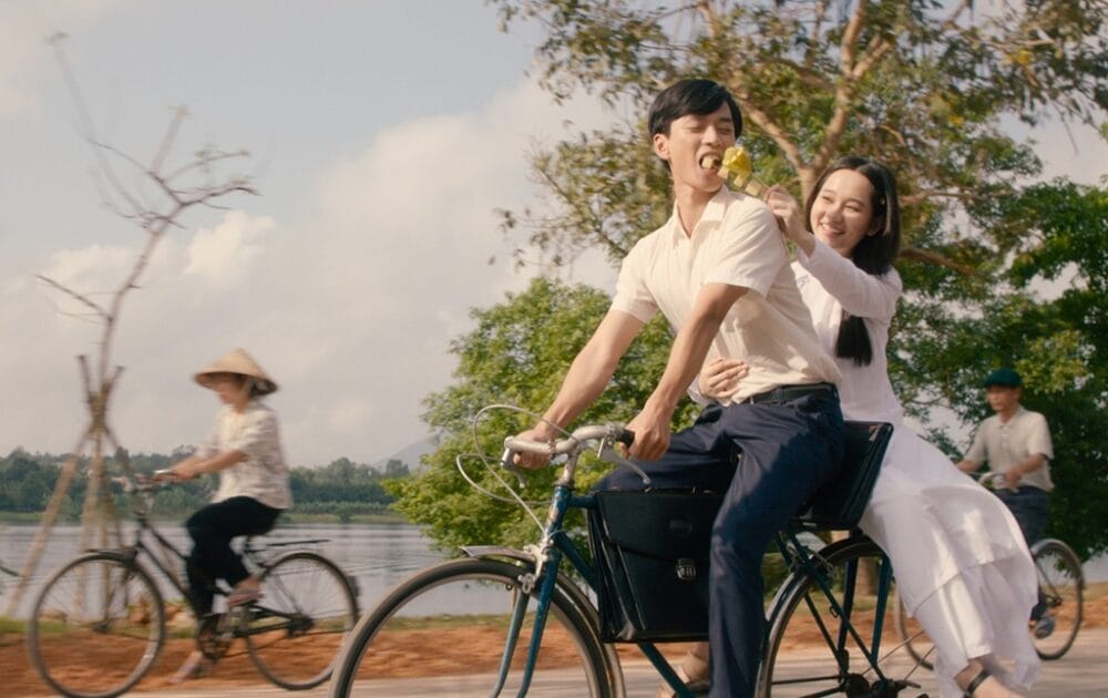 Hà Lan đã có những tháng năm dài bên cạnh Ngạn