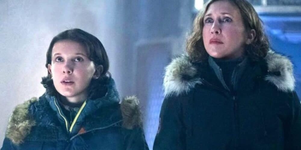 millie bobby brown và vera farmiga trong Godzilla: King of the monsters