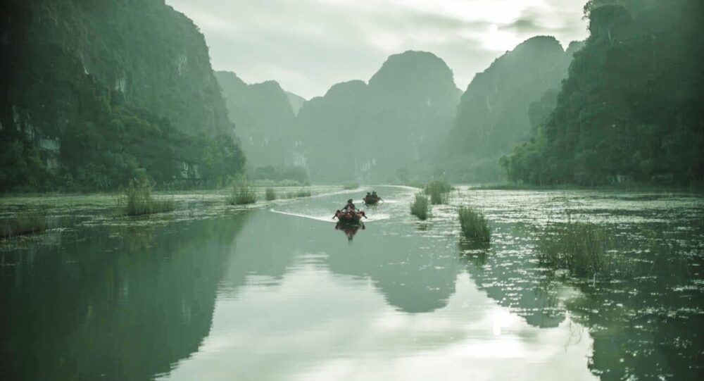 Mây trên chuyến hành trình về nhà chồng.
