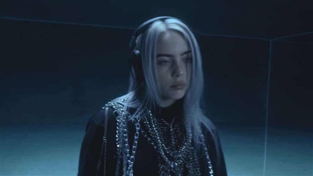 Billie trong mv Lovely