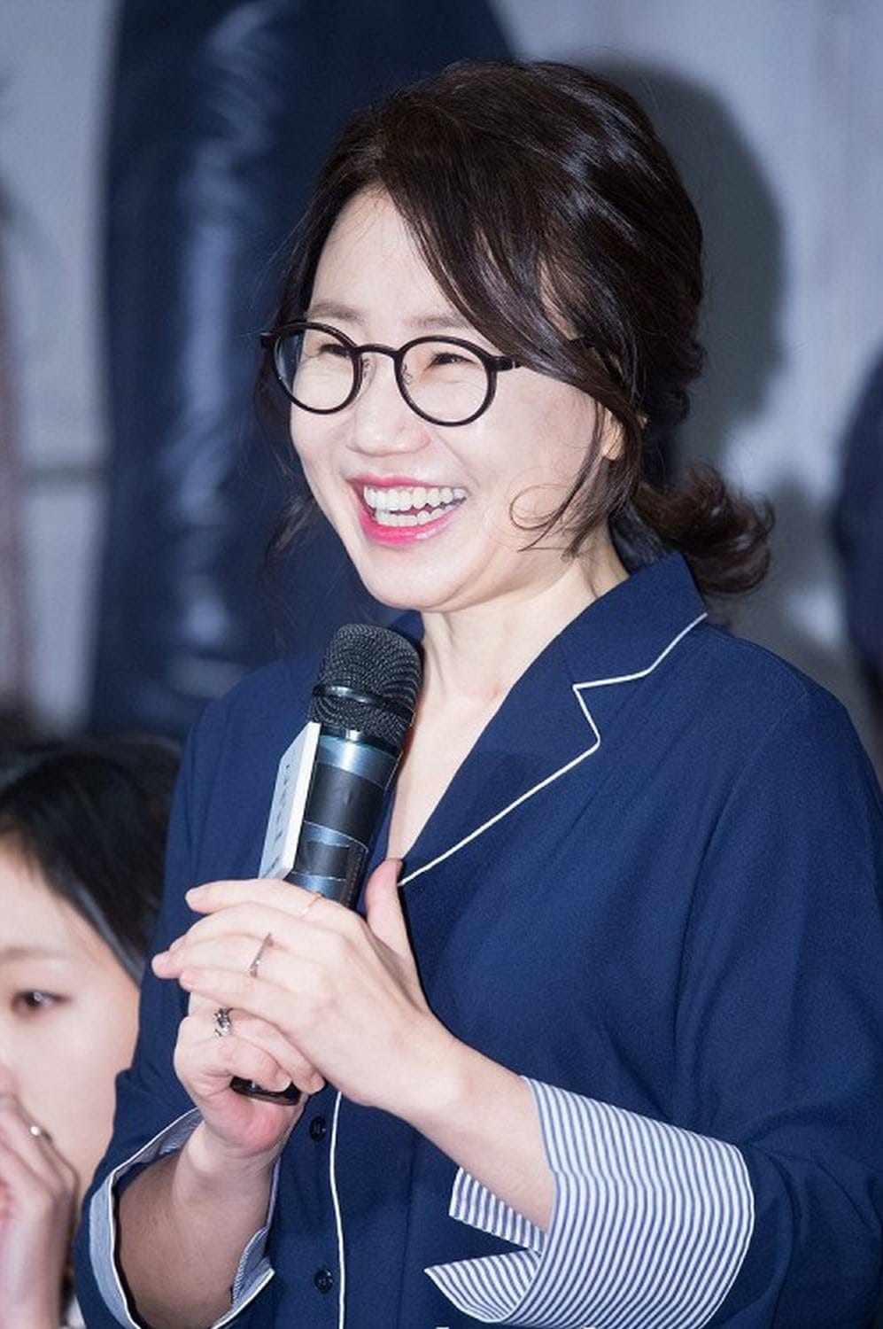 Hình ảnh của biên kịch Kim Eun Sook