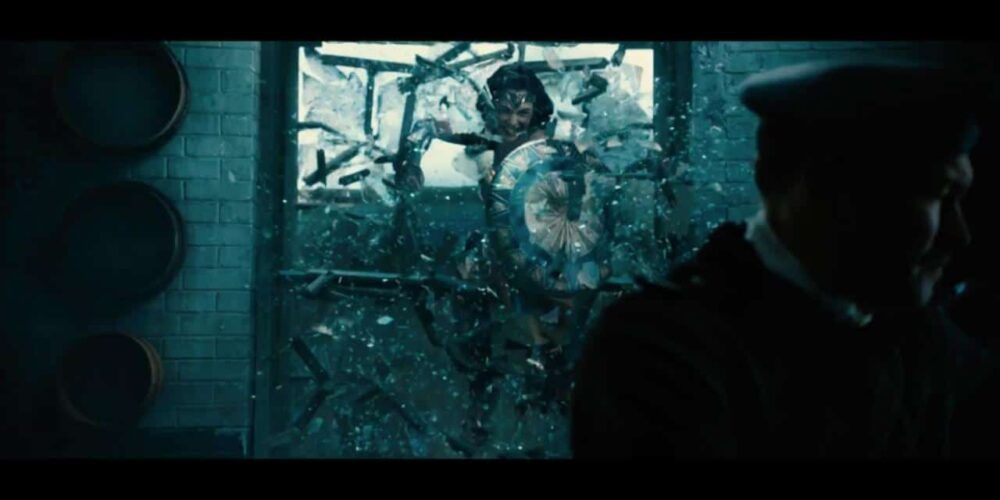 Gal Gadot trong vai Diana