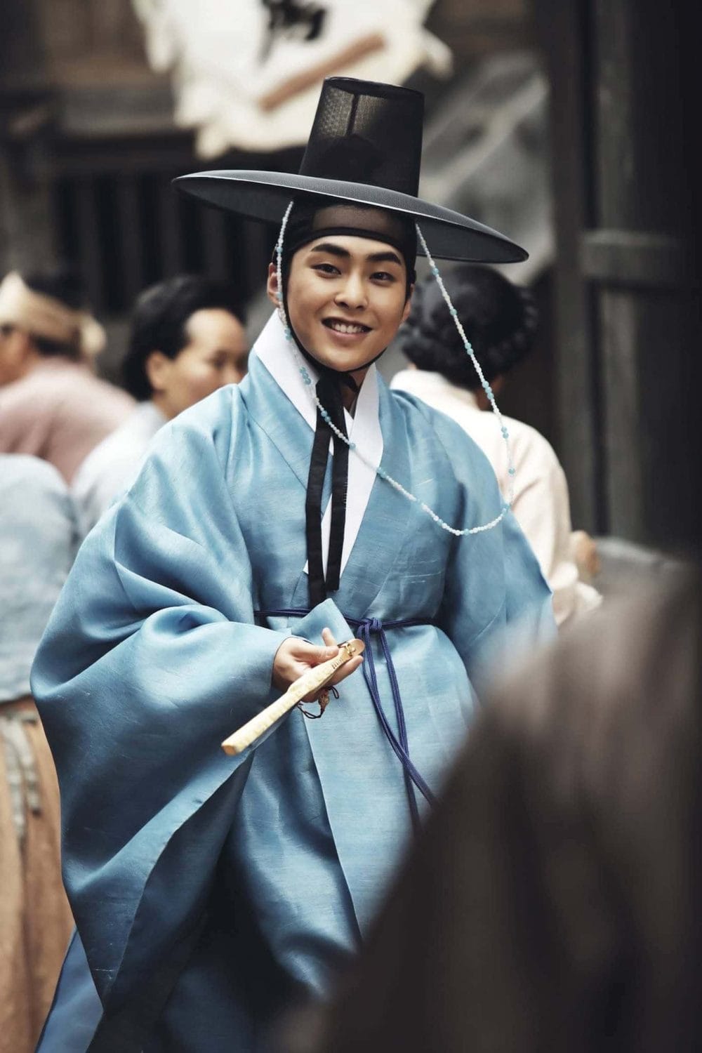 Dù hơn Yoo Seung Ho đến 3 tuổi nhưng Xiumin sẽ đảm nhận vai em trai nam diễn viên Yoo Seung Hotrong phim này