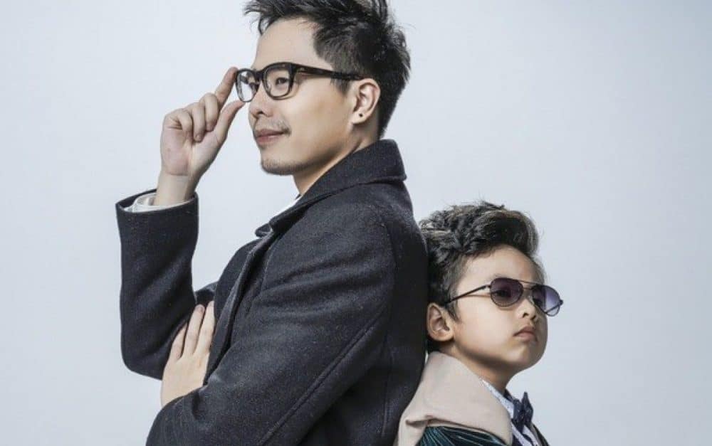 Sơn Huy cùng cháu ngoại Phương Đông