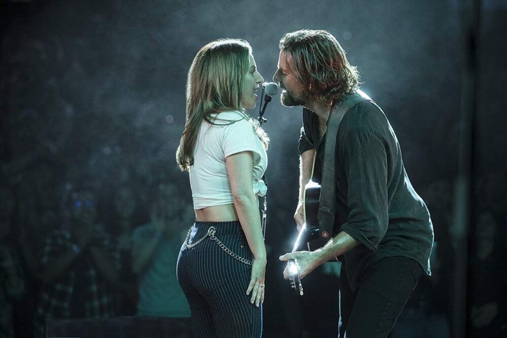 Hình phim A star is born