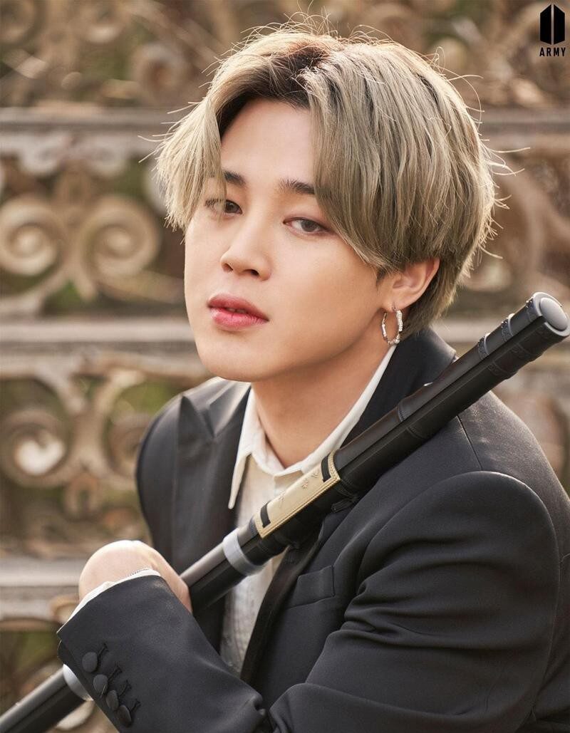 Tuổi thơ trọn vẹn của Jimin