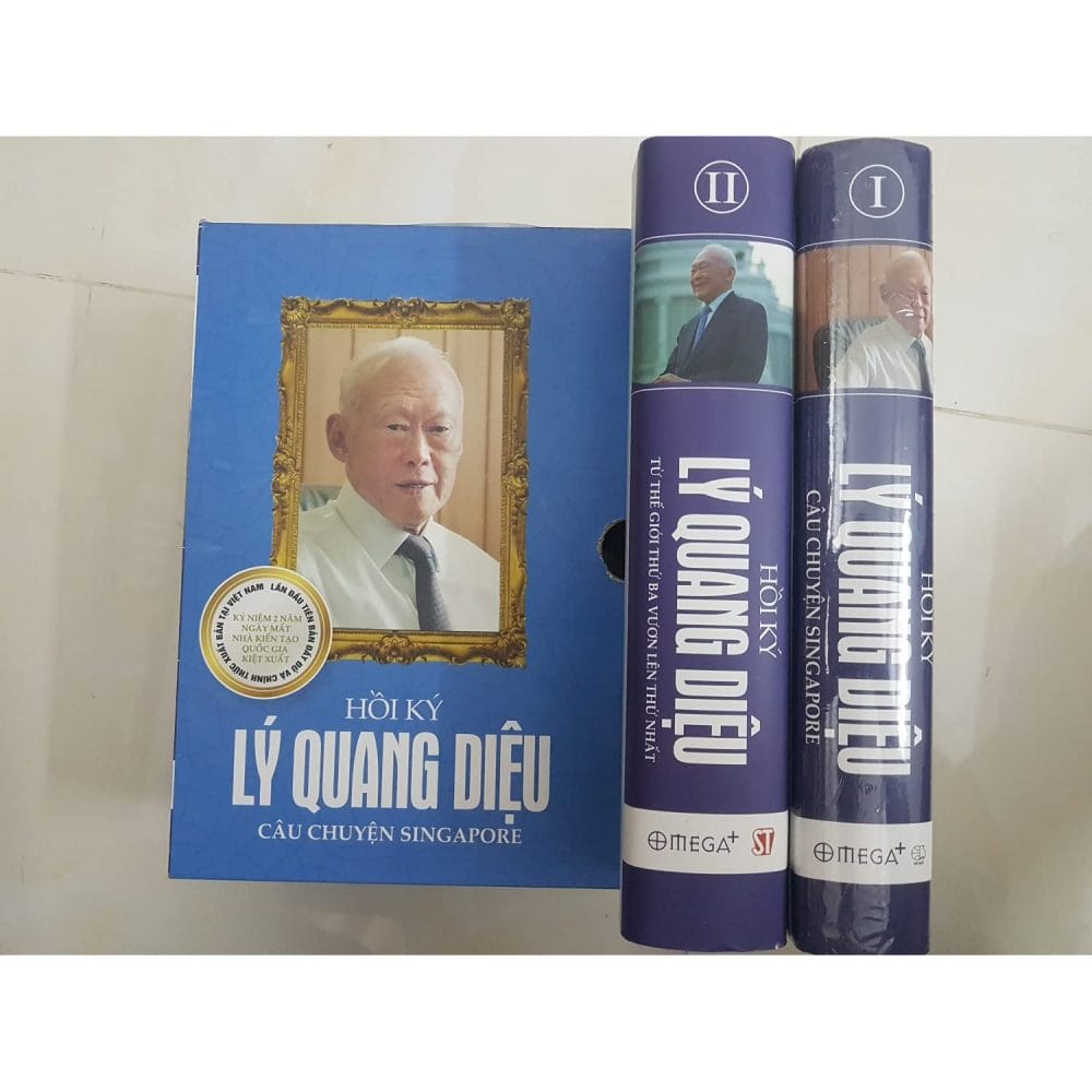 Bộ sách hồi kí của Lý Quang Diệu
