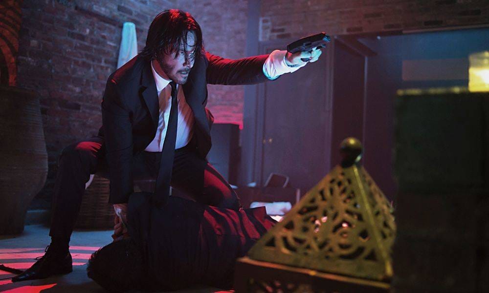 Cách đạo diễn phối màu cũng rất hợp lý với cốt truyện của John Wick: Chapter Two
