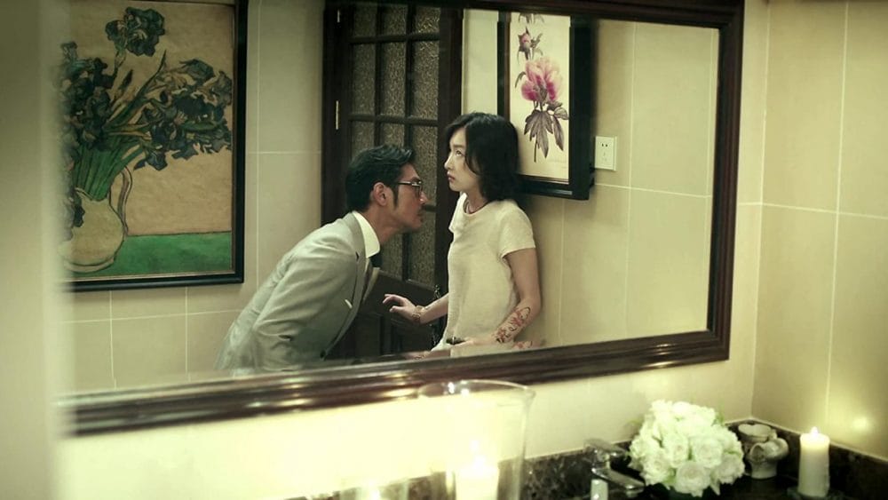 Một trong những cảnh hài hước của hai nhân vật chính trong Hướng dẫn sử dụng đàn ông