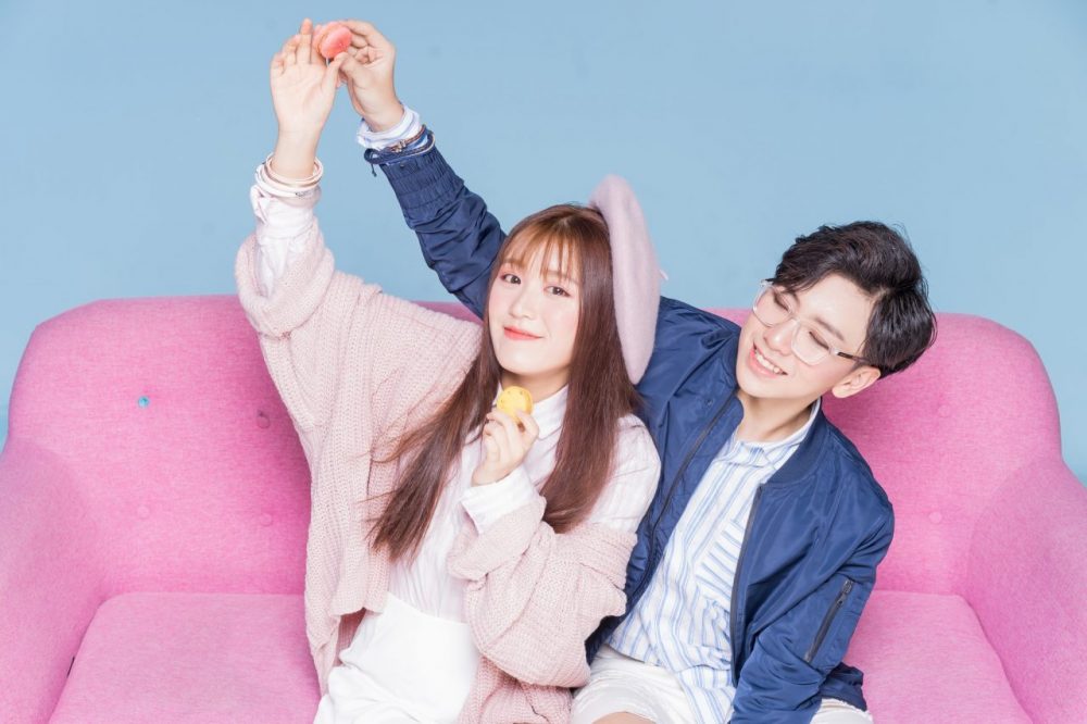 Han Sara cùng bạn diễn trong MV Tớ thích cậu