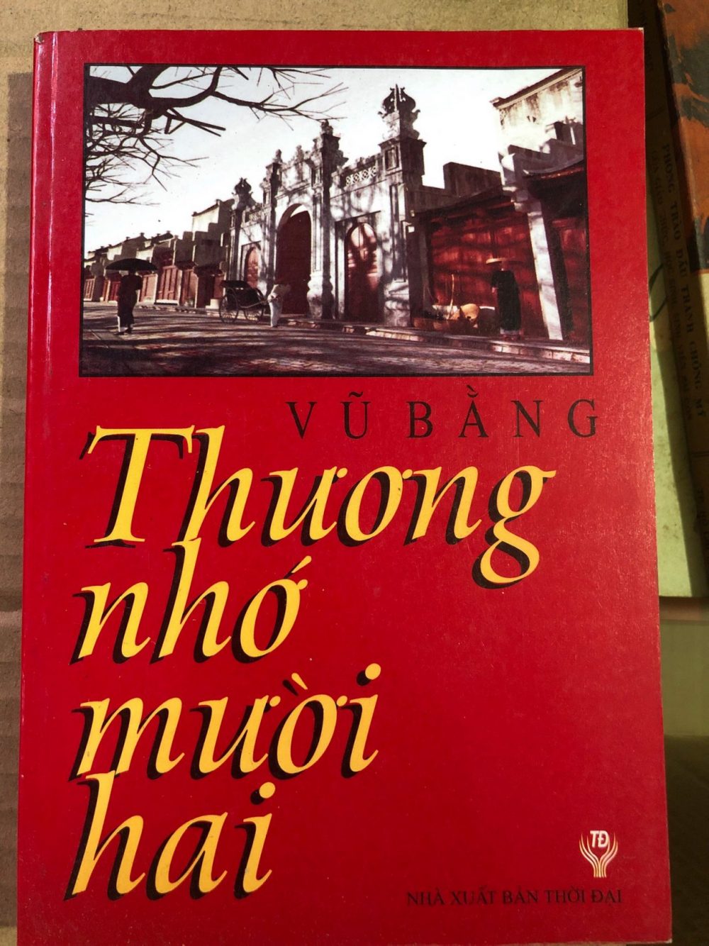 Một ấn bản khác của tác phẩm Thương nhớ mười hai