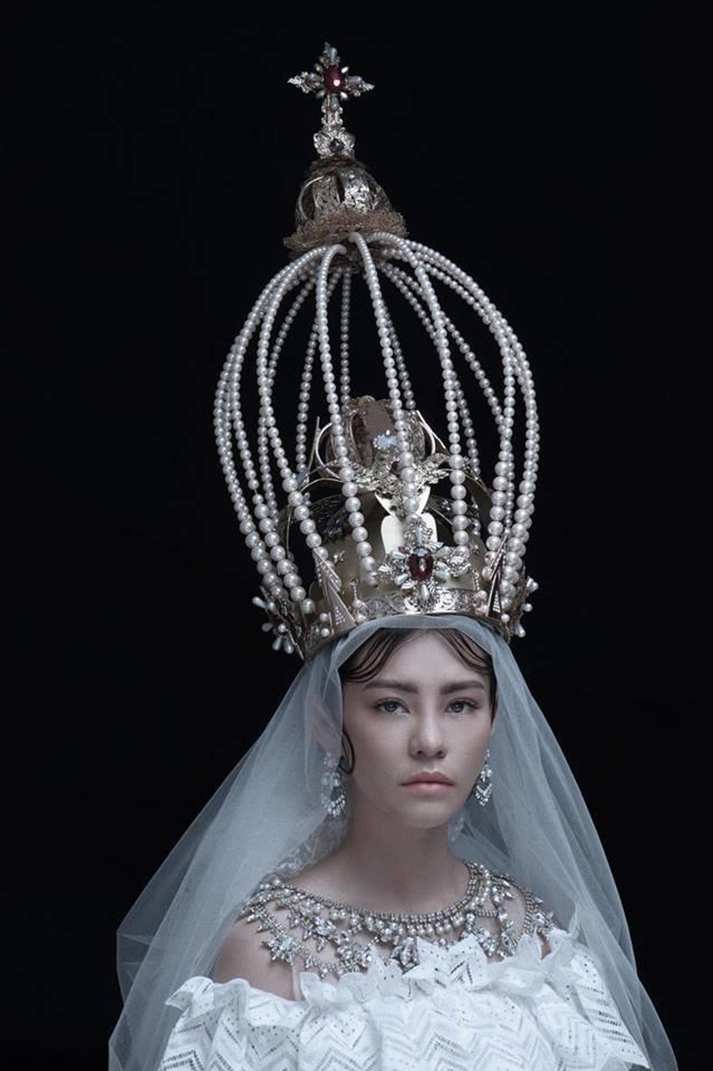 Album đầu tay của Bùi Lan Hương mang tên Thiên thần sa ngã