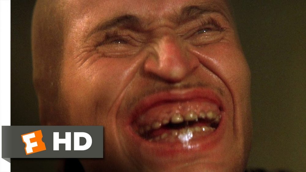 Tạo hình độc ác của phản diện Bobby trong Wild At Heart (1990)