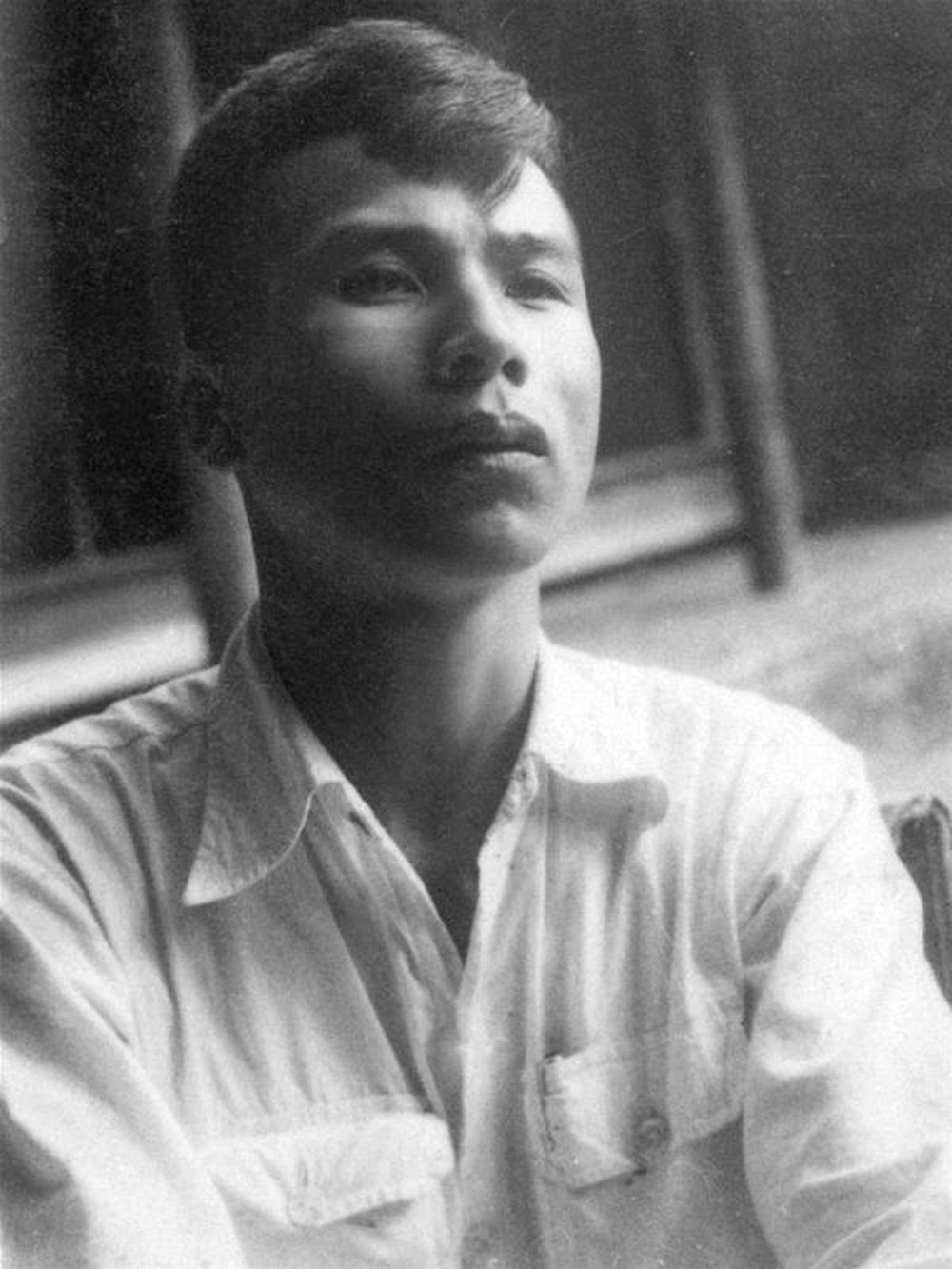Nhà văn Nguyên Hồng