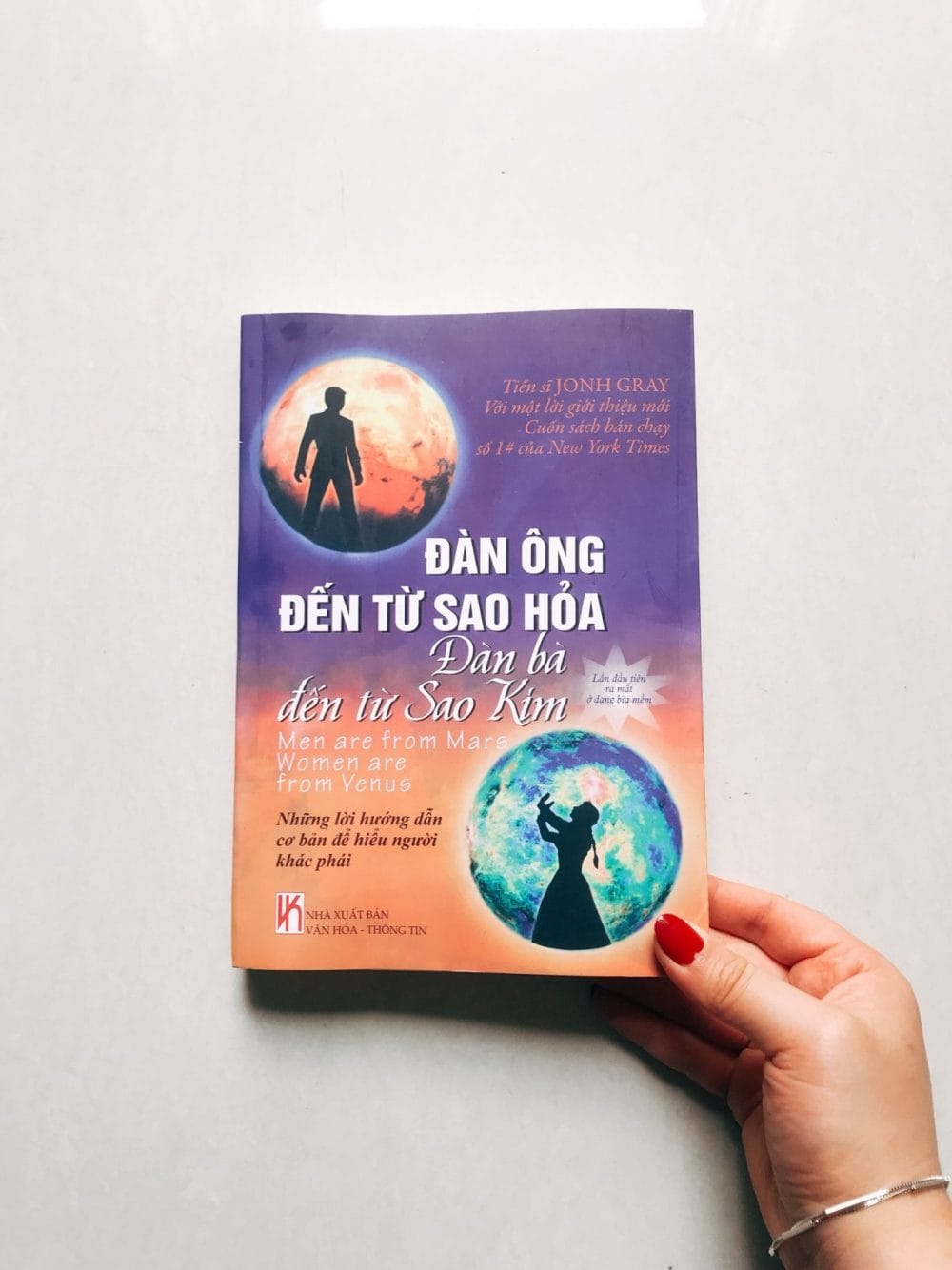 Một ấn bản khác của quyển sách vàng Đàn ông sao Hỏa, đàn bà sao Kim