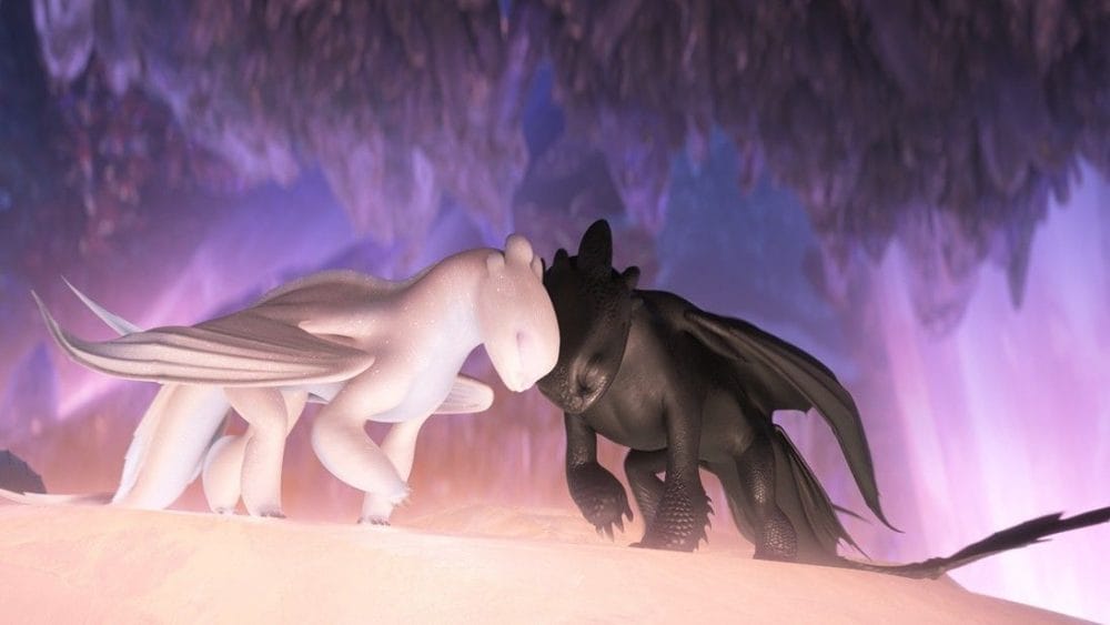 Night Fury và Light Fury của Bí Kíp Luyện Rồng 3