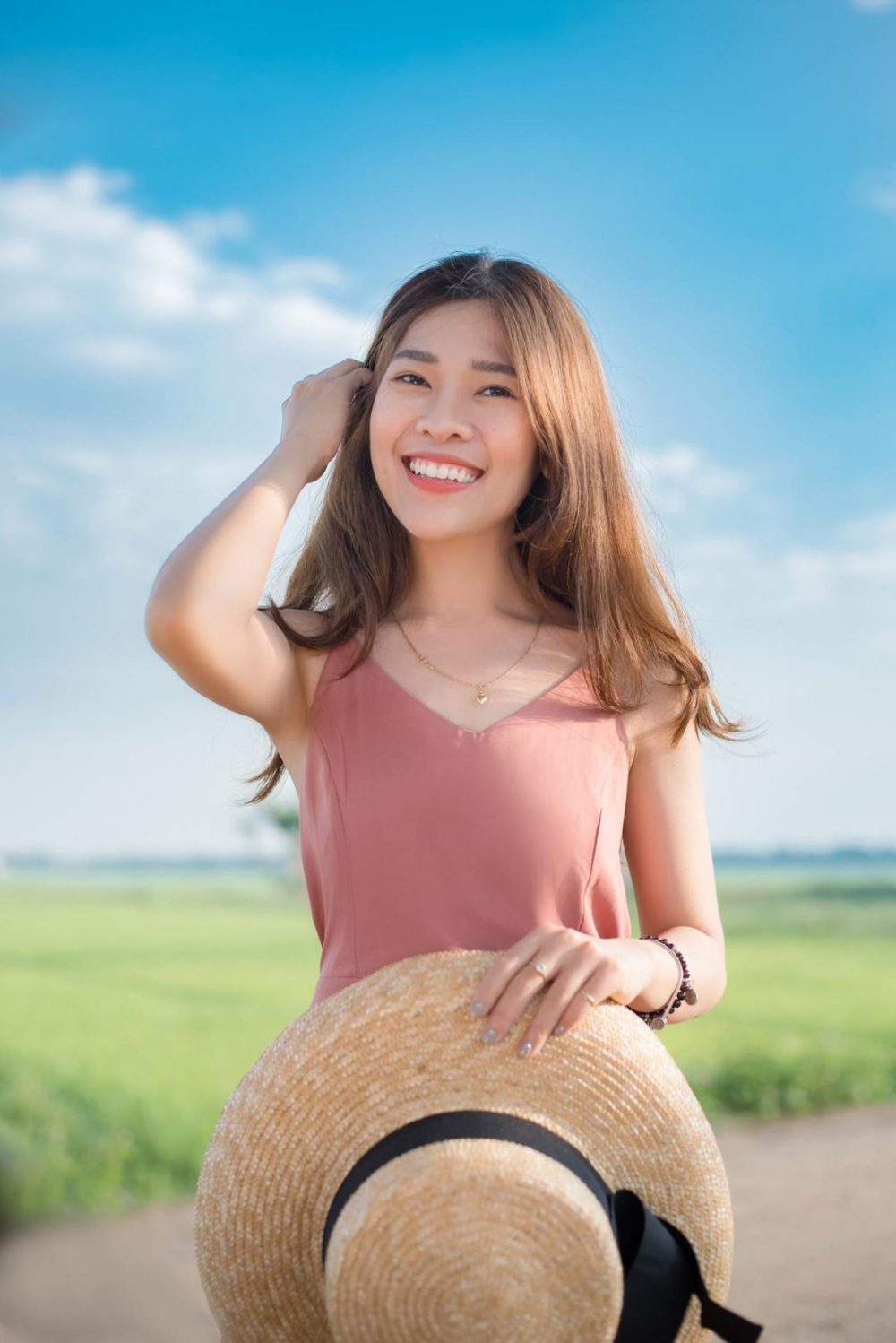 Gọi Linh Cáo là nàng thơ của làn sóng Underground