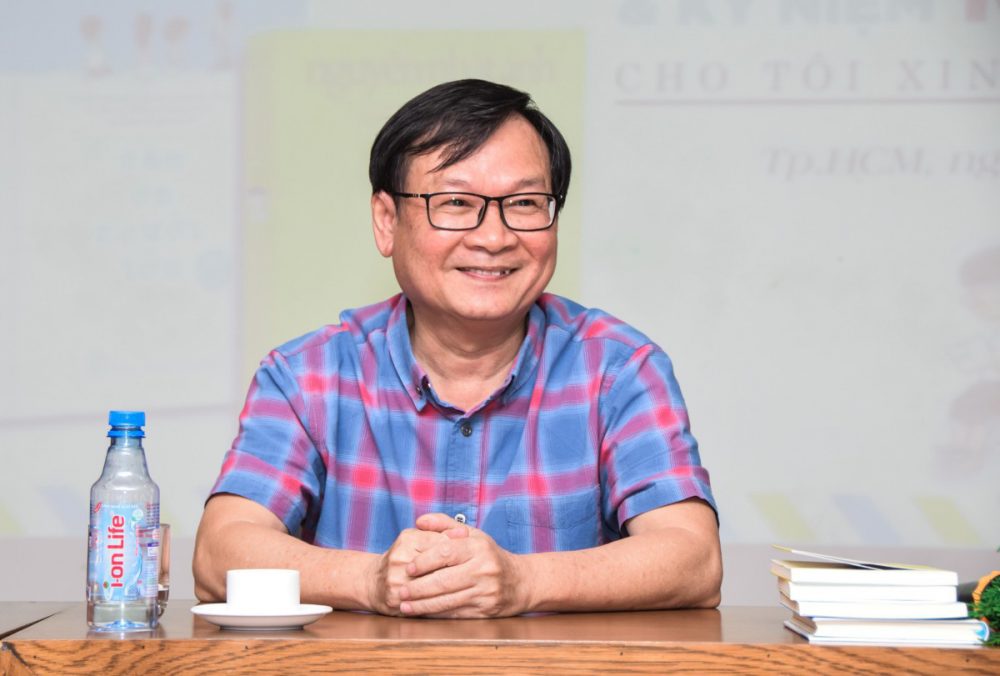 Chân dung của nhà văn tuổi thơ Nguyễn Nhật Ánh