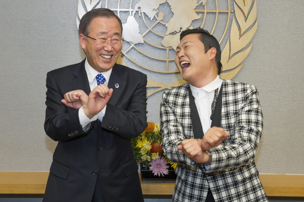 PSY gặp gỡ tổng thư kí liên hiệp quốc