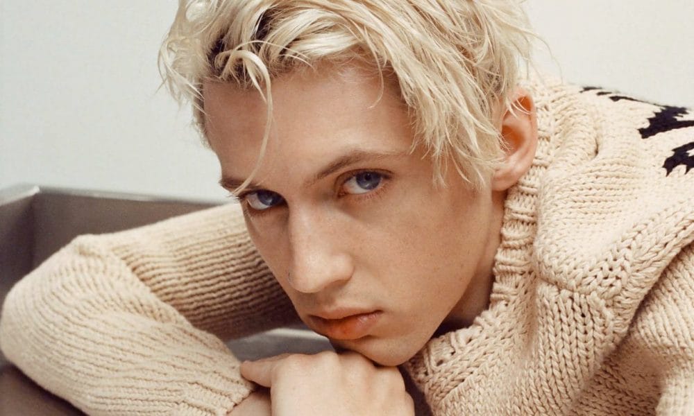 Troye Sivan là biểu tượng queer trong giới nhạc pop