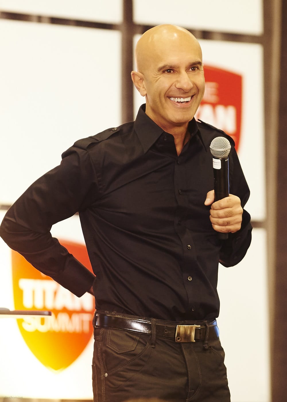 ROBIN-SHARMA