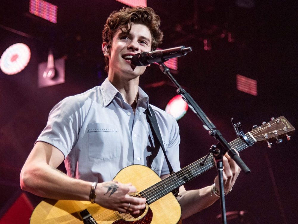tuổi thơ của Shawn Mendes