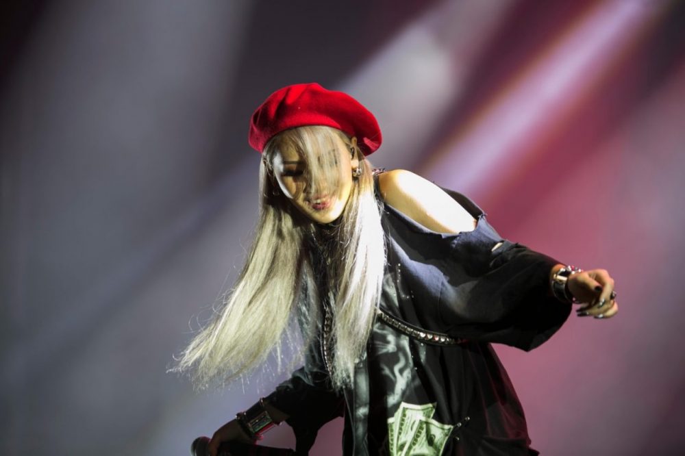 CL tham gia Weverse