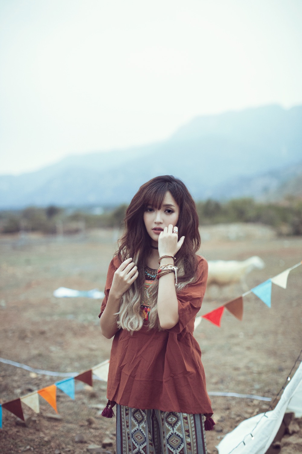 Rằng em mãi ở bên và câu chuyện tình yêu bình yên