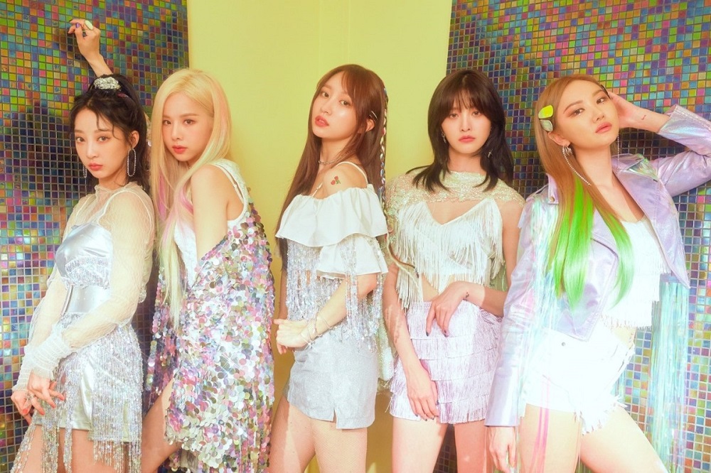 Mini-album thứ năm WE ra mắt trước khi EXID tạm ngừng vô thời hạn