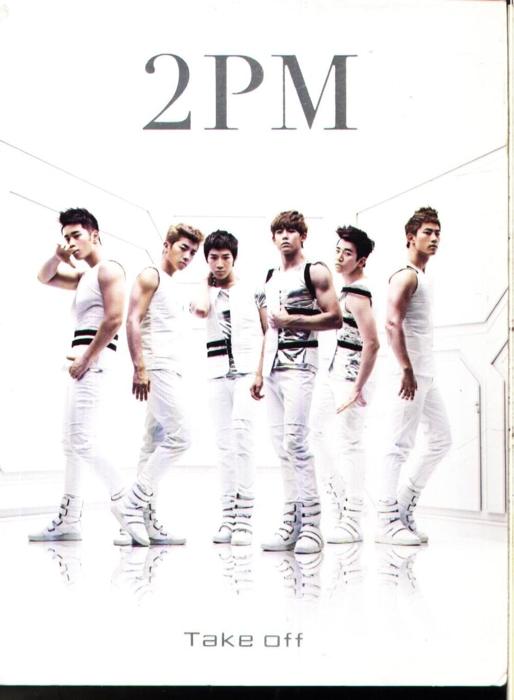 2PM bắt đầu Nhật tiến