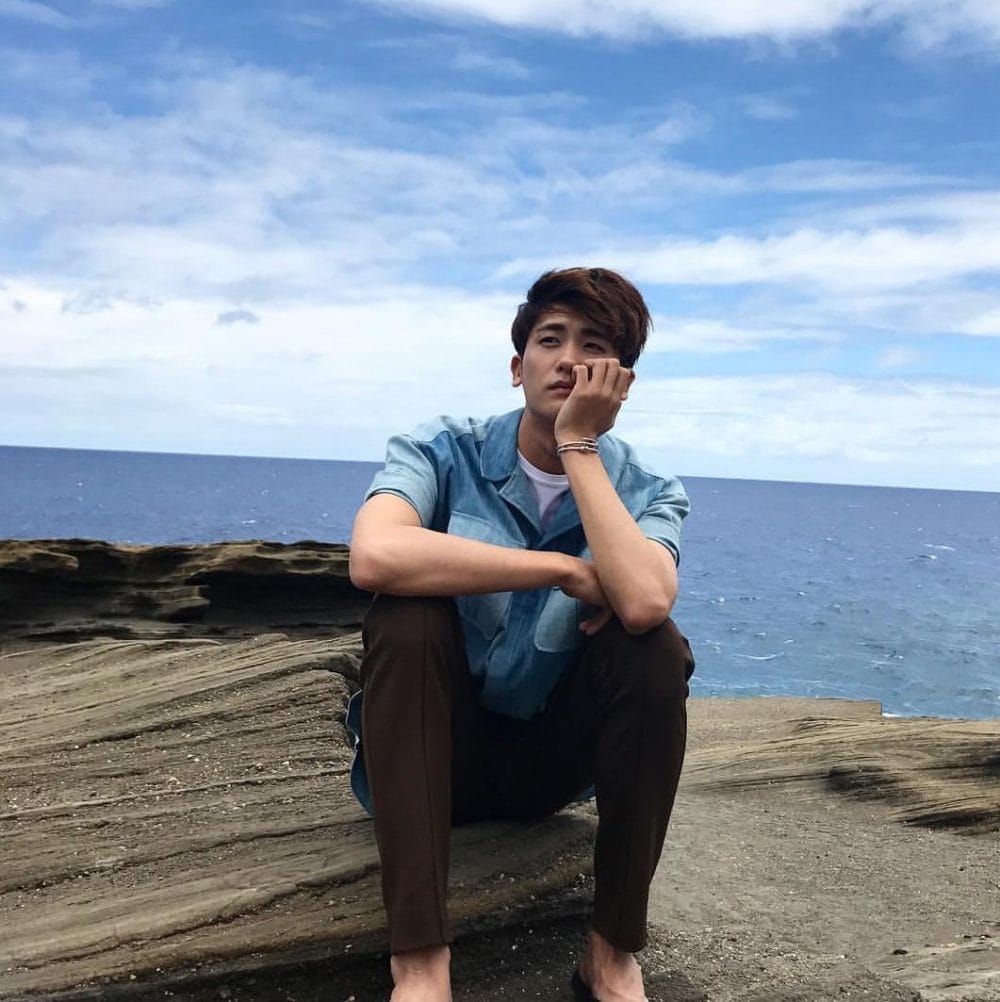 Hình ảnh của nam thần Park Hyungsik