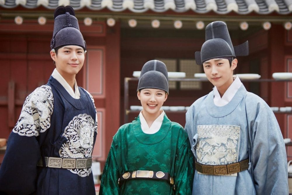 Chuyện tình tay ba Lee Young, Ra On, Kim Yoon Sung