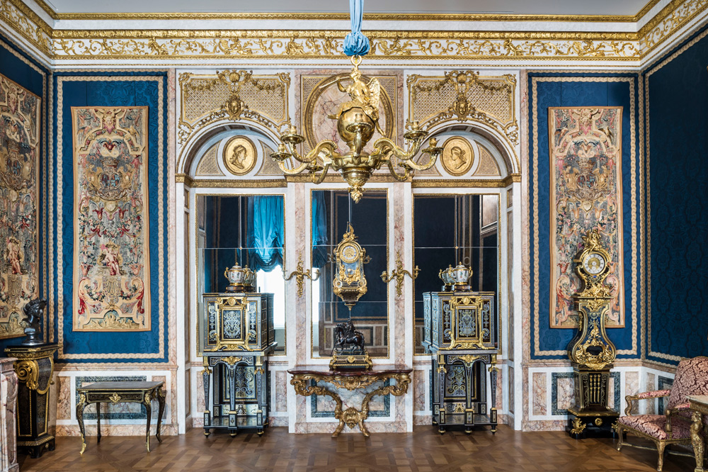 Một góc bộ sưu tập Nghệ thuật trang trí tại bảo tàng Louvre, Paris