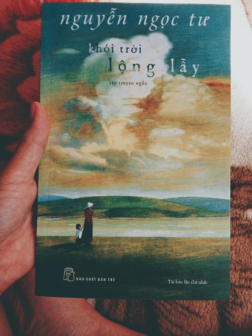 Bìa sách Khói trời lộng lẫy