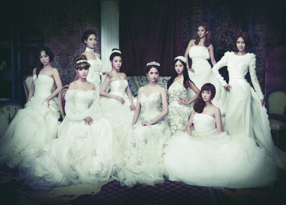 ảnh chụp album The Boys của SNSD