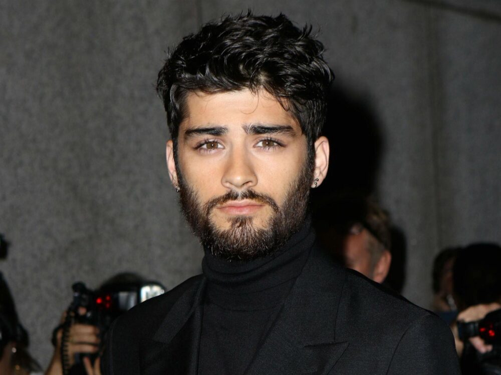 Zayn Malik rời nhóm ở độ tuổi 22
