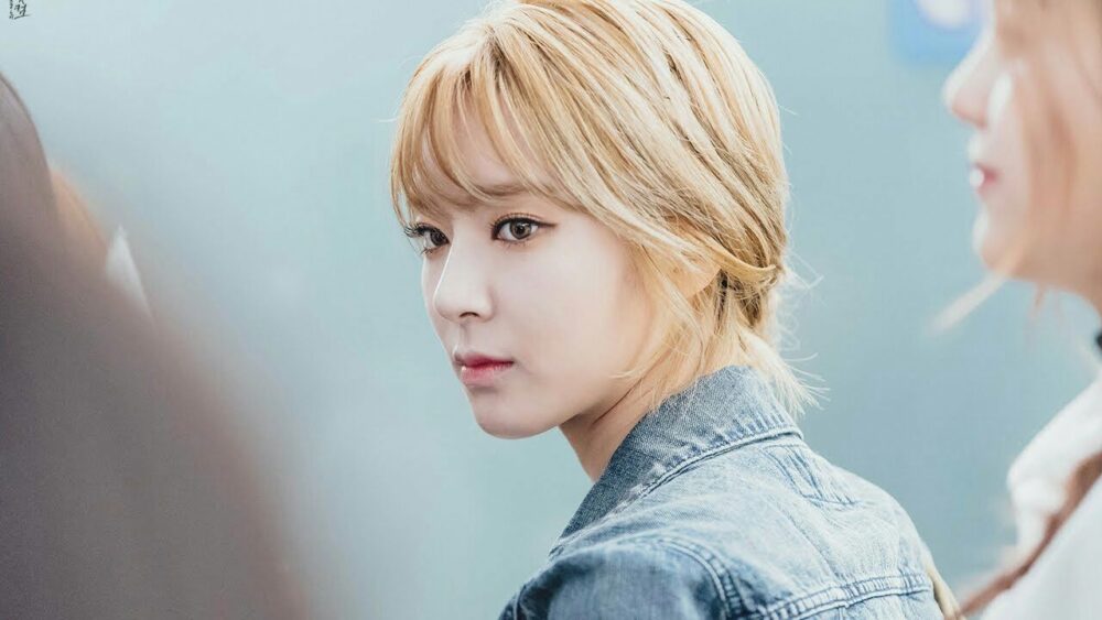 Choa rời nhóm AOA chỉ còn lại sáu thành viên