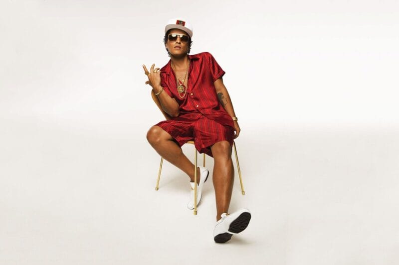 Bruno Mars trong 24K Magic