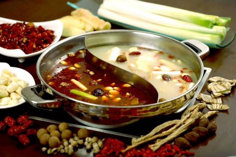 Lẩu Tứ Xuyên là món ngon không thể bỏ lỡ