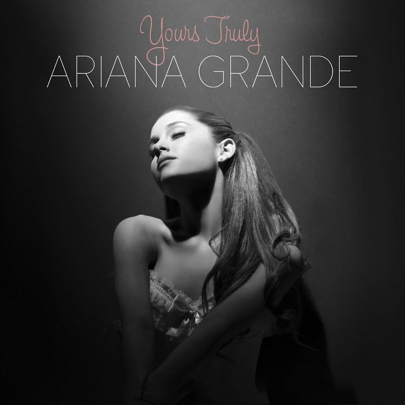 Bìa album đầu tay Yours Truly