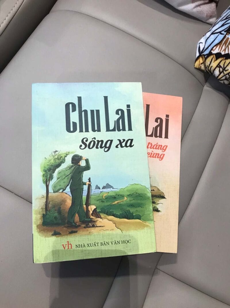 Hình ảnh bìa sách Sông xa