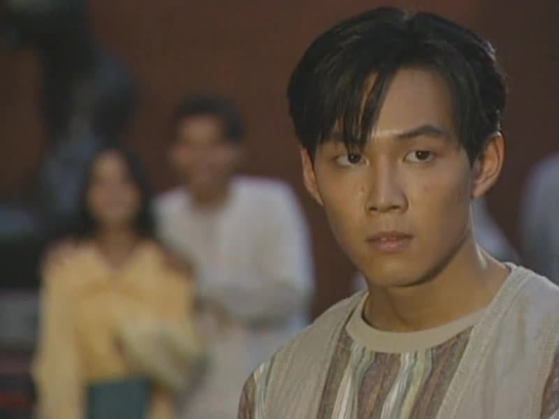 Lee Jung Jae vào vai Han Joon trong Cảm xúc