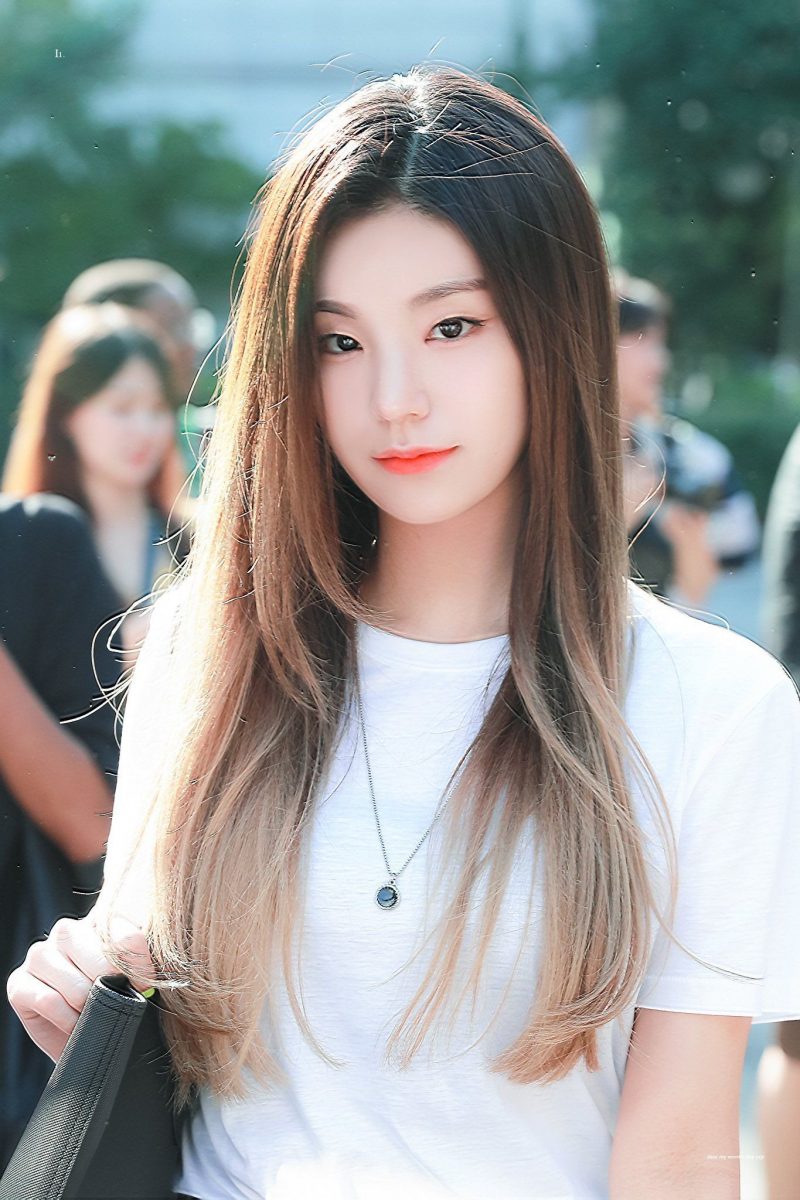 Cô nàng mạnh mẽ Yeji trong ITZY