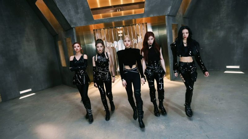 ITZY quay trở lại với MV Mafia in the morning