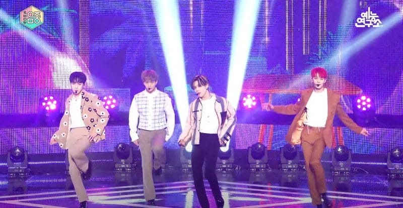 SHINee luôn để lại một chỗ trống cho Jonghyun