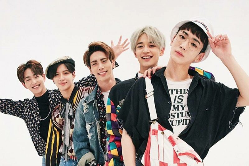Sự gắn bó của SHINee
