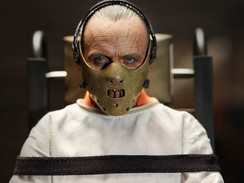 Anthony Hopkins nhận giải Oscar cho vai nam chính xuất sắc nhất trong Sự im lặng của bầy cừu