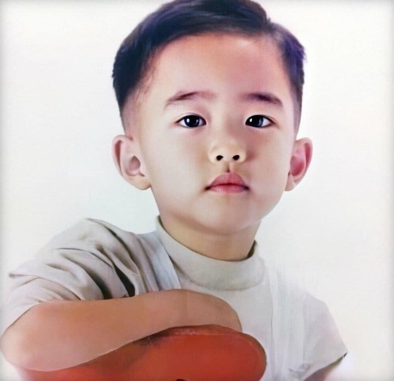 D.O thời còn bé