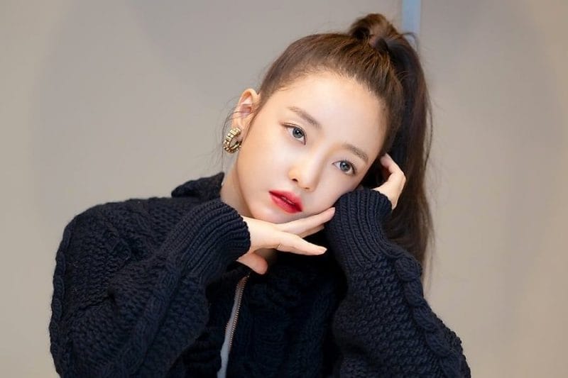 Sở hữu nhan sắc xinh đẹp nhưng nữ thần tượng lại không được đánh giá quá cao về tài năng