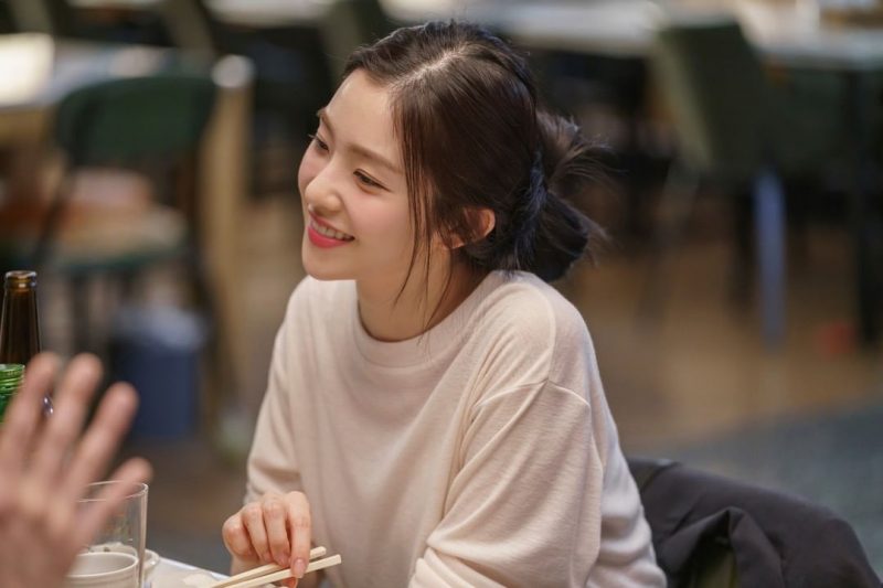 Tạo hình của Irene trong bộ phim điện ảnh đầu tay 